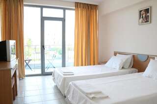 Отель Persani Hotel Солнечный Берег Двухместный номер с 1 кроватью или 2 отдельными кроватями и балконом-7